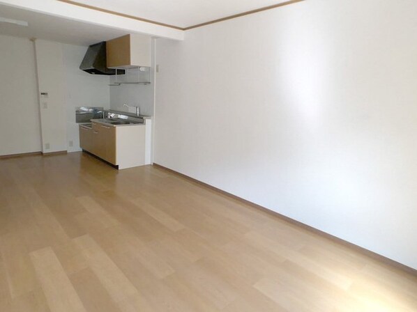 ヴィラ・ウィロー IIの物件内観写真